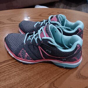 Ryka Womans Sneakers Size 7.5